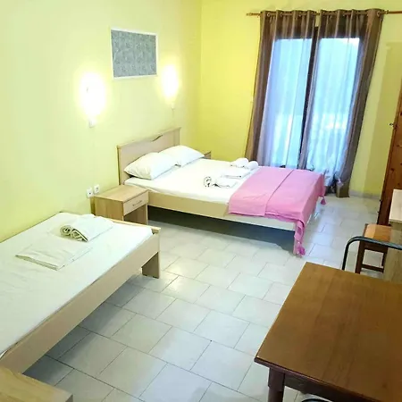 Finikas Apartments Полихроно Экстерьер фото